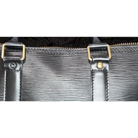 LOUIS VUITTON Epi Keepall 45 Boston Bag Black - Picture 12 of 16